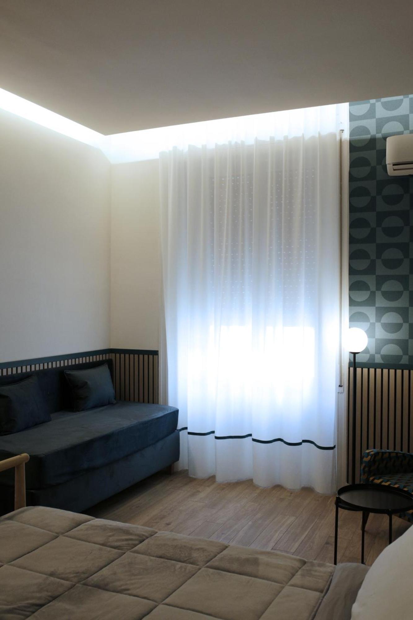 Bed and Breakfast Palazzo Ferrara à Naples Extérieur photo