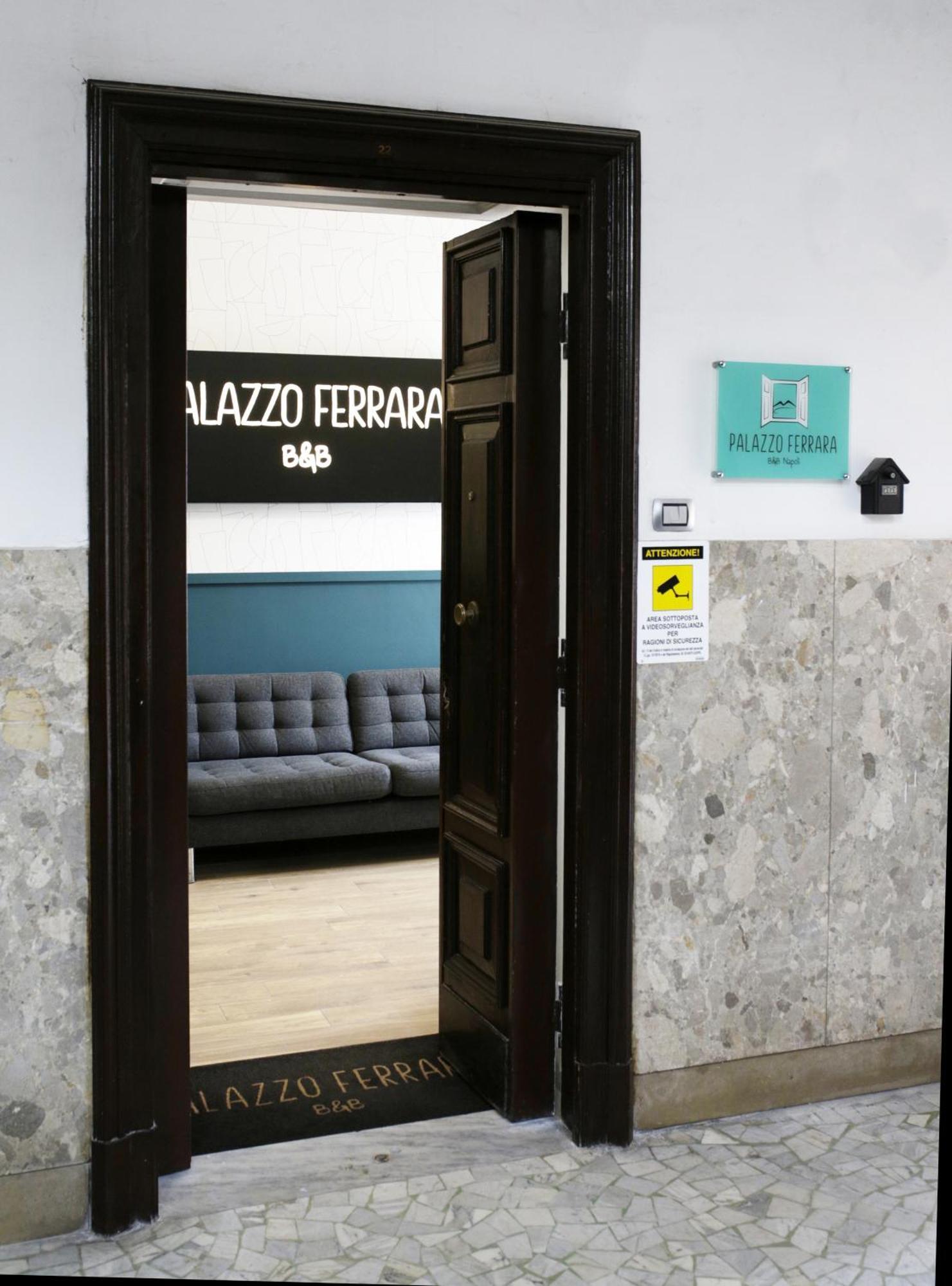 Bed and Breakfast Palazzo Ferrara à Naples Extérieur photo